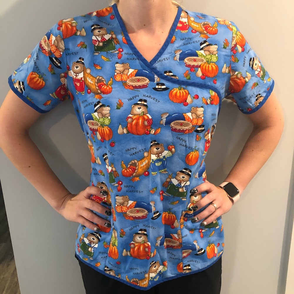 Scrub top